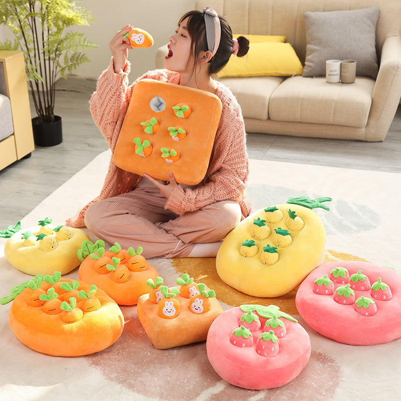 Interactive sniffing toy for small dogs and cats