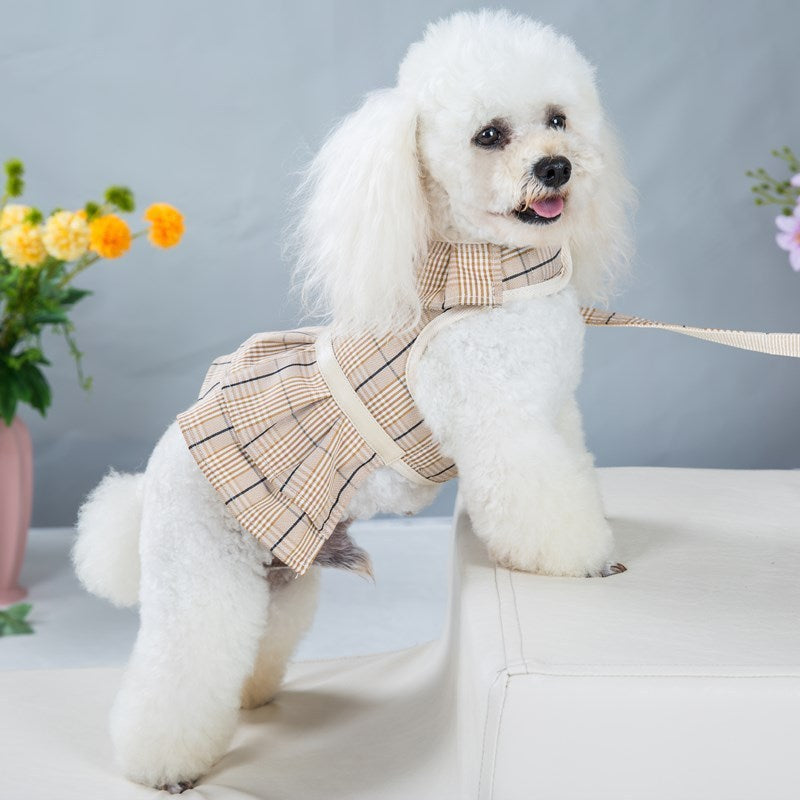 别致的宠物背带裙 – 优雅舒适，适合小型犬